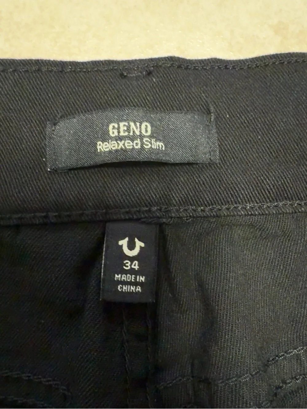 True Religion Geno Relaxed Slim Black Jeans Red Stitch Men’s 34